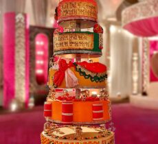 Shelly Arora Designer Cakes